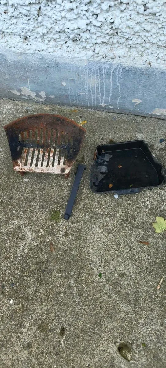 Vintage fire grate - Image 3