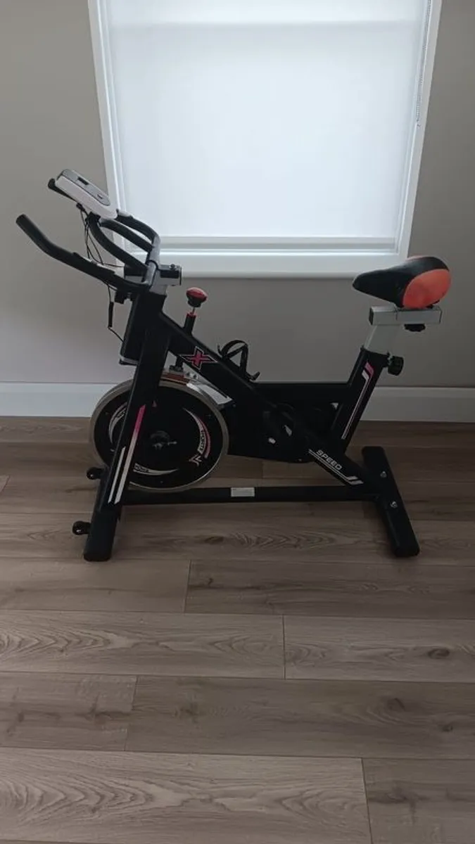 spin bike exercise bike - Image 1