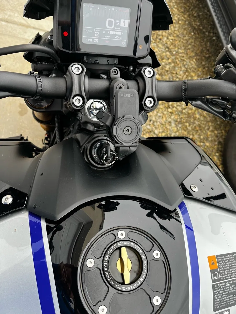 YAMAHA MT09 SP - Image 4