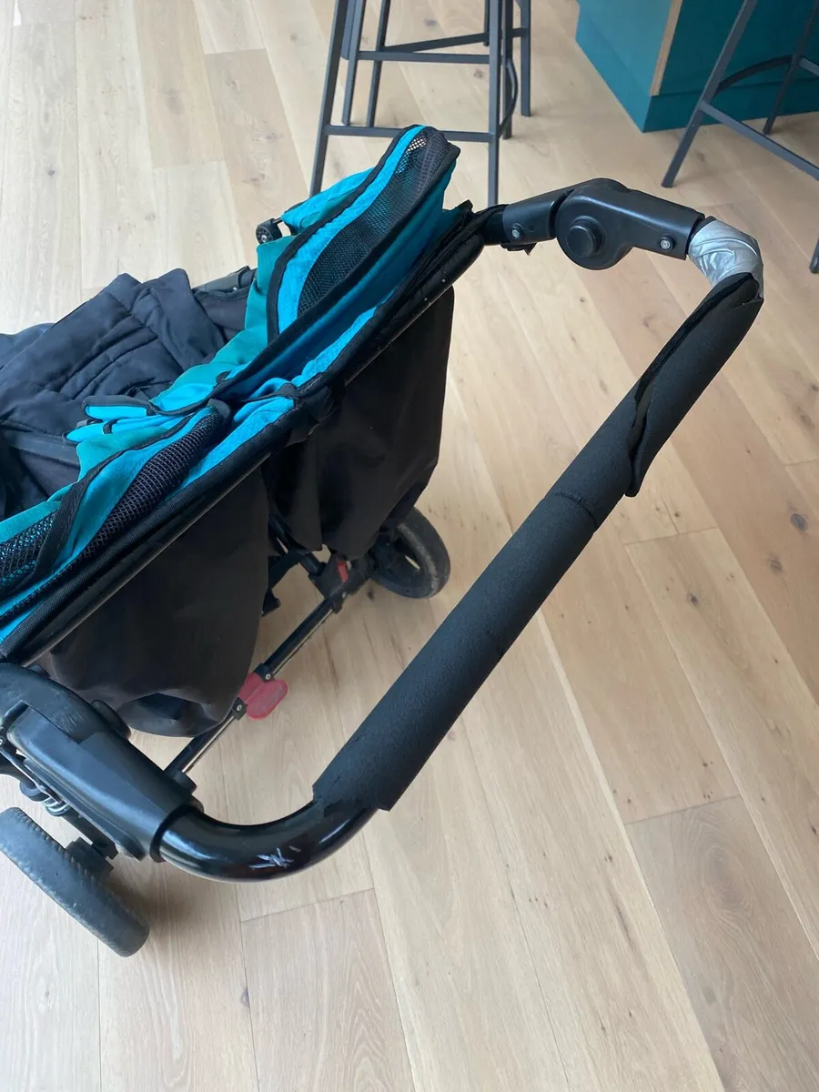 Out n About Double Buggy - Image 4