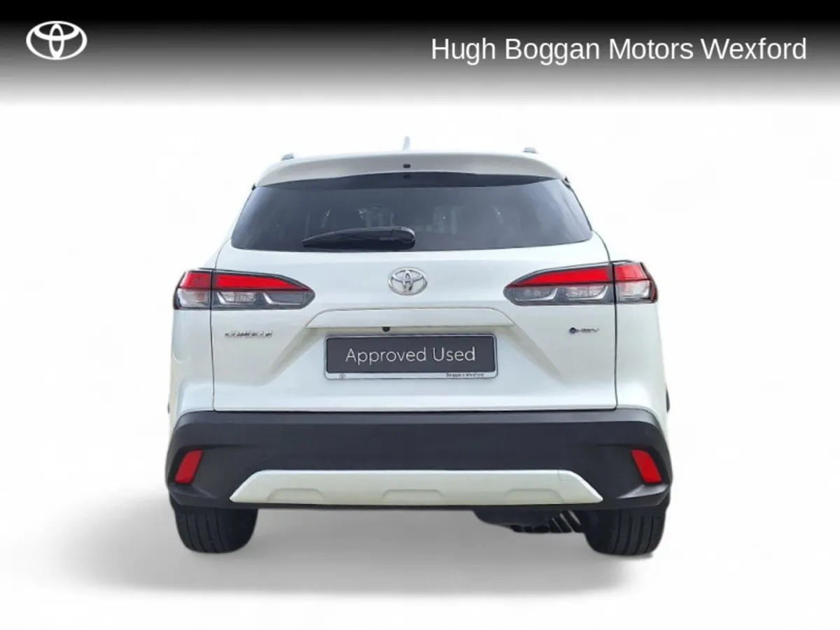 Toyota Corolla CROSS 1.8 SPORT LEATHER SEATING - Image 4