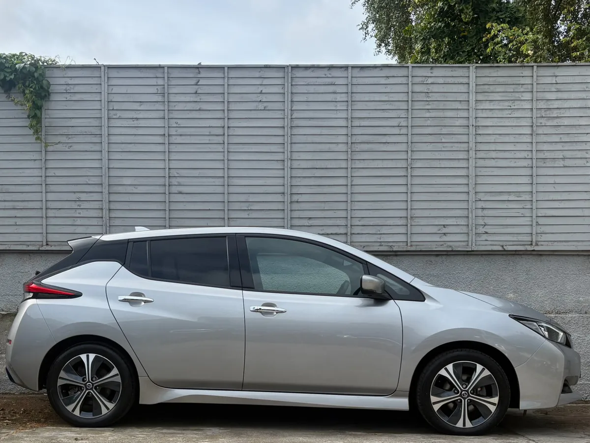 Nissan Leaf 2022 / TEKNA / FULL LEATHER - Image 3