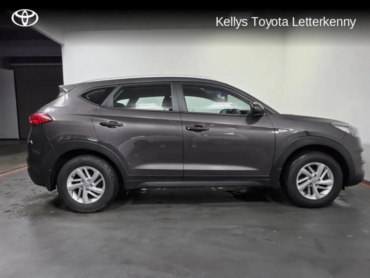 Hyundai Tucson COMFORT DIESEL 1.6 5DR #29 - MANUAL - Image 3