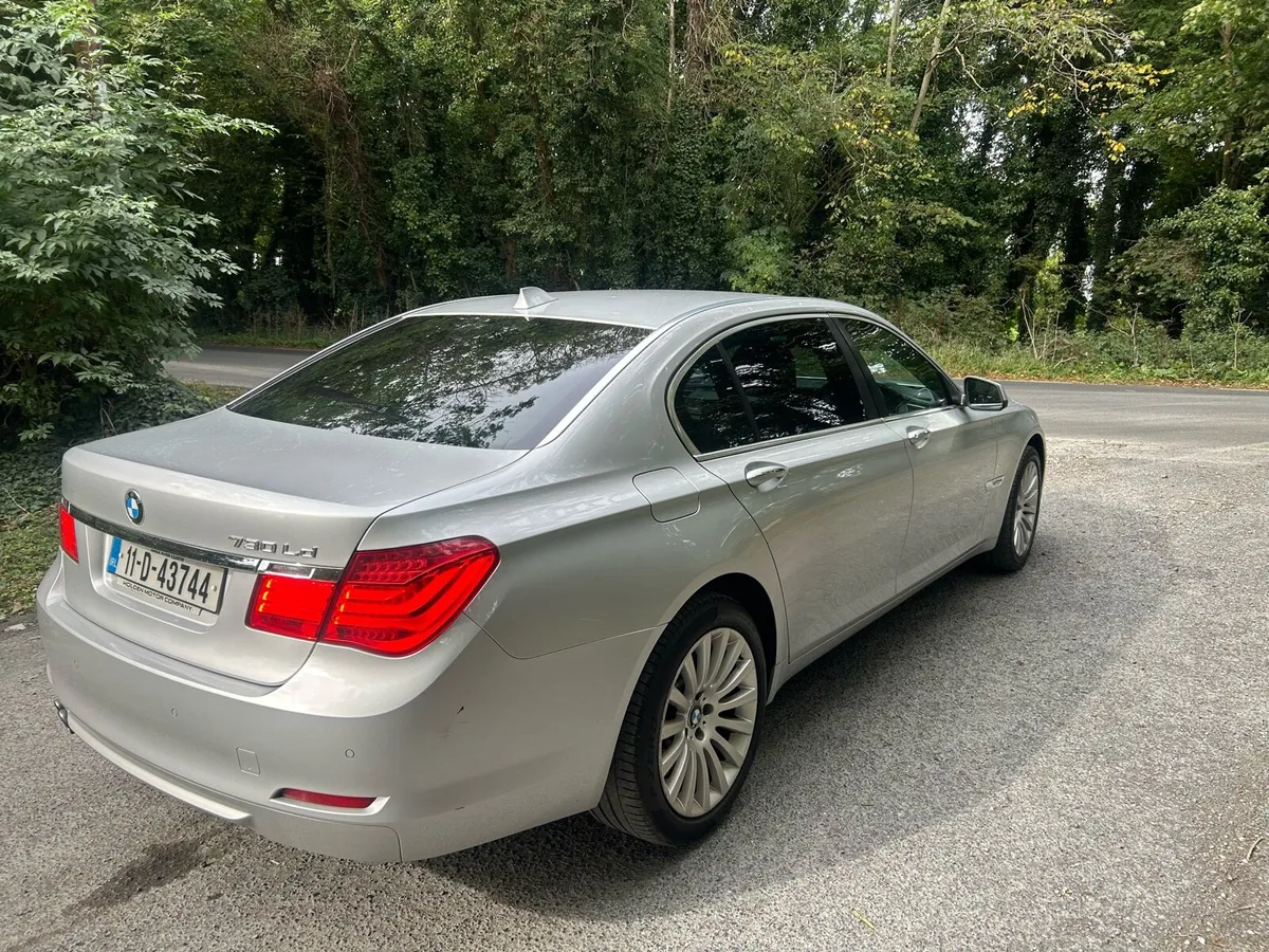 BMW 730LD  2011 - Image 4