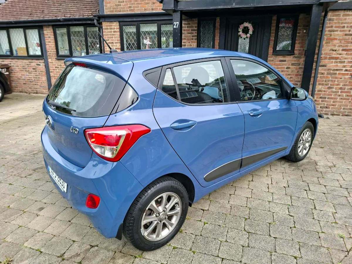 HYUNDAI i10 2016 HI SPEC ONLY 53000 KLMS STUNNING - Image 4