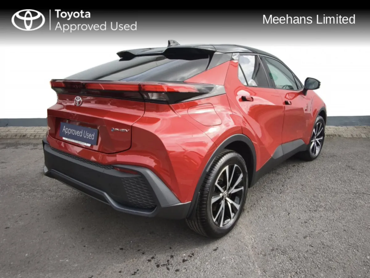 Toyota C-HR C-HR PHEV SPORT+ - Image 2