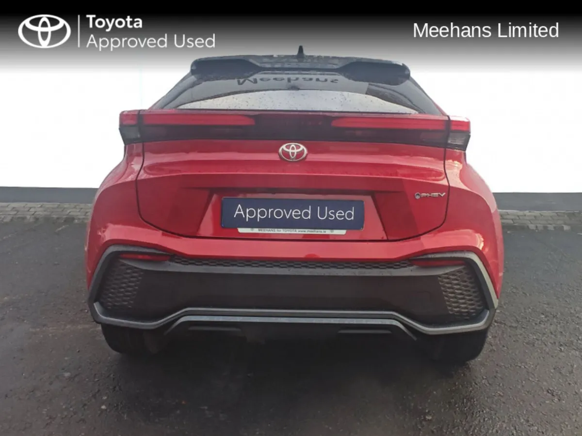 Toyota C-HR C-HR PHEV SPORT+ - Image 4