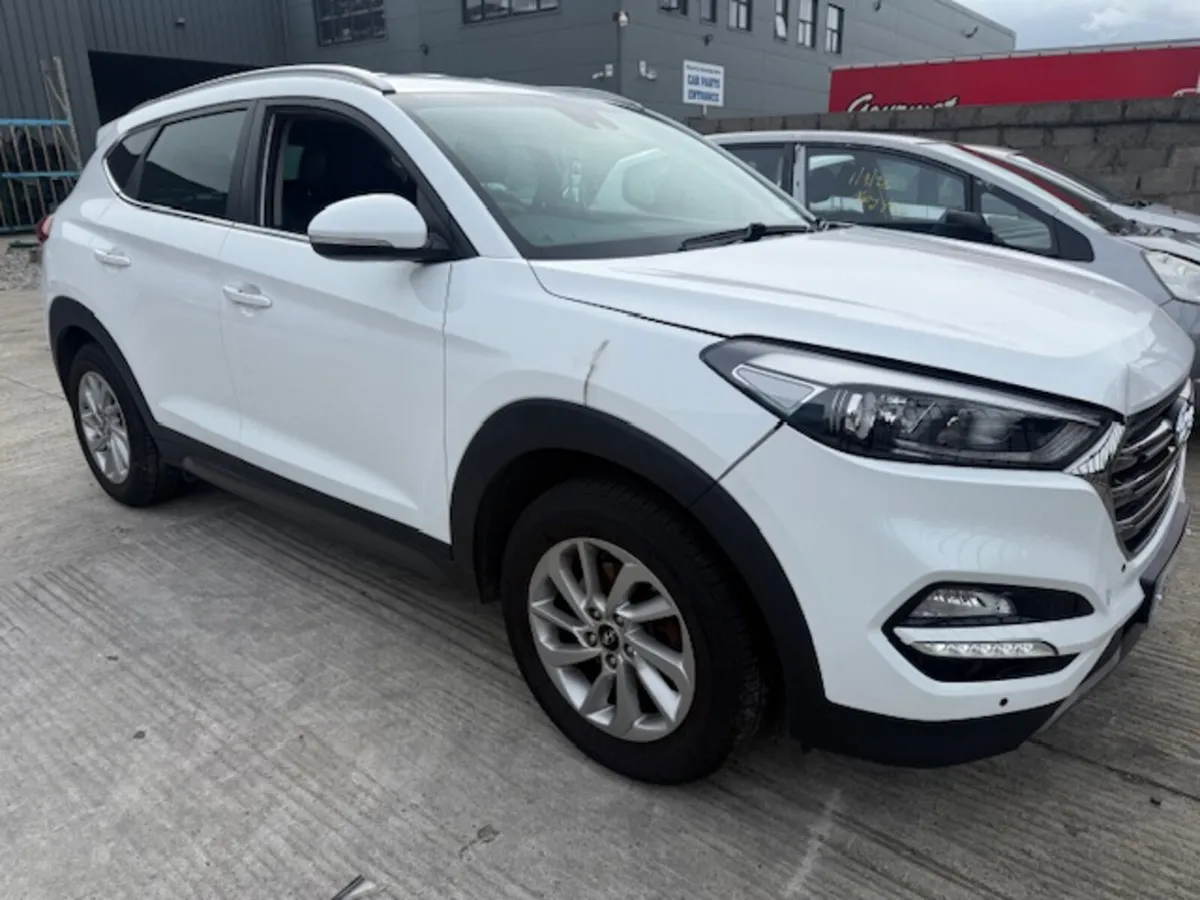 2016 HYUNDAI TUCSON - Image 1