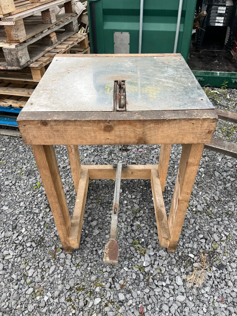 Clamp ring table - Image 2