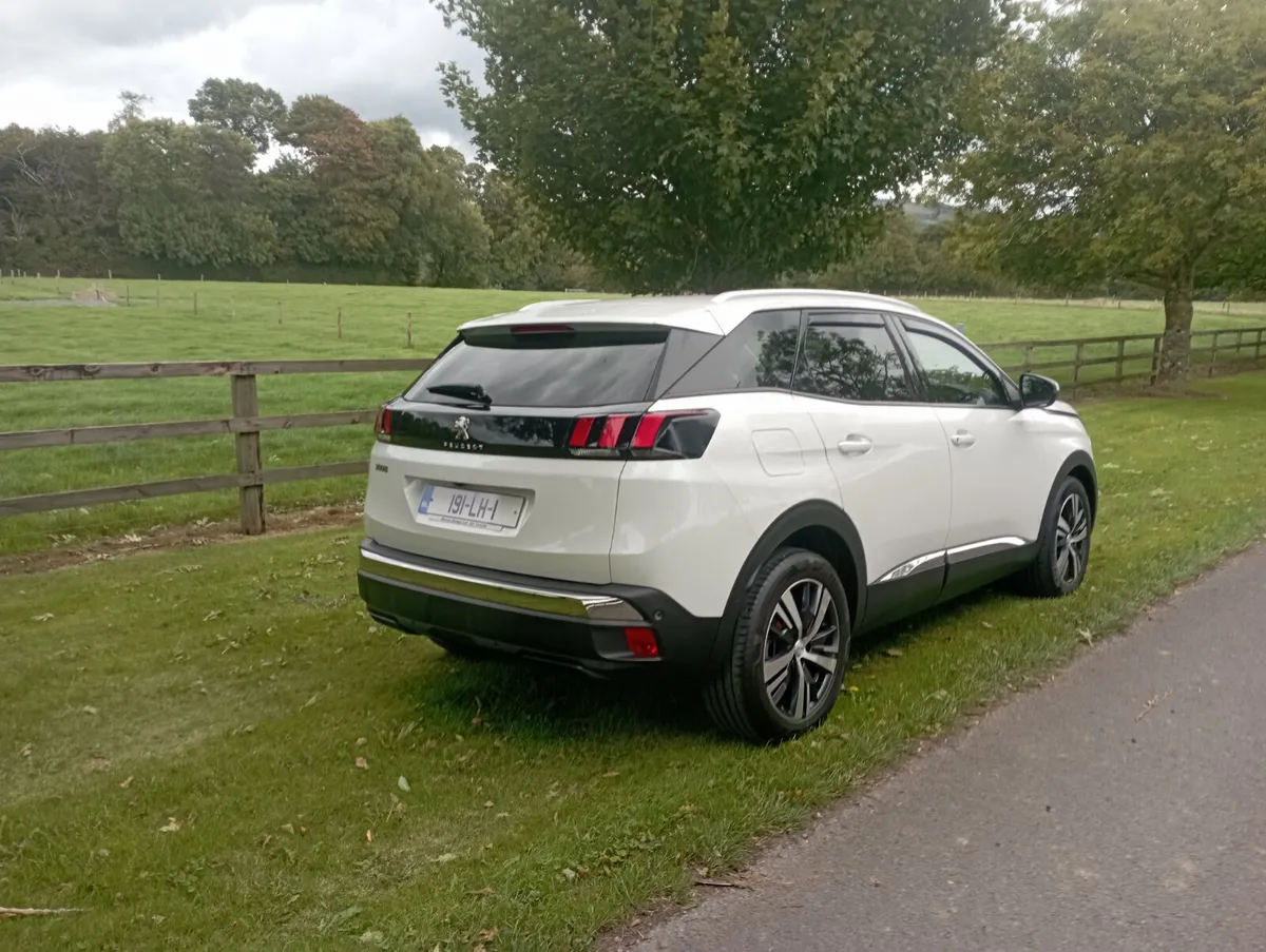 ~Peugeot 3008~ 2019~1.2 Petrol~ - Image 4