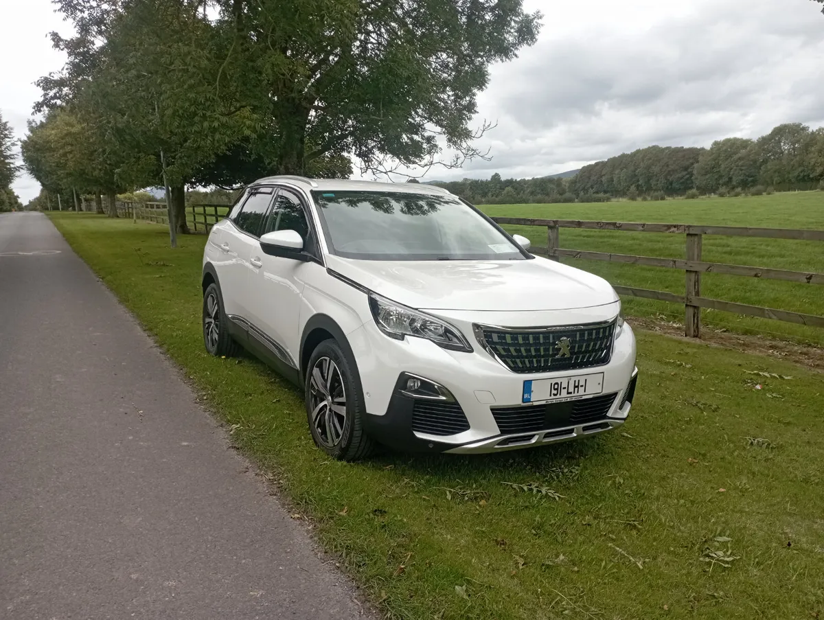 ~Peugeot 3008~ 2019~1.2 Petrol~ - Image 1