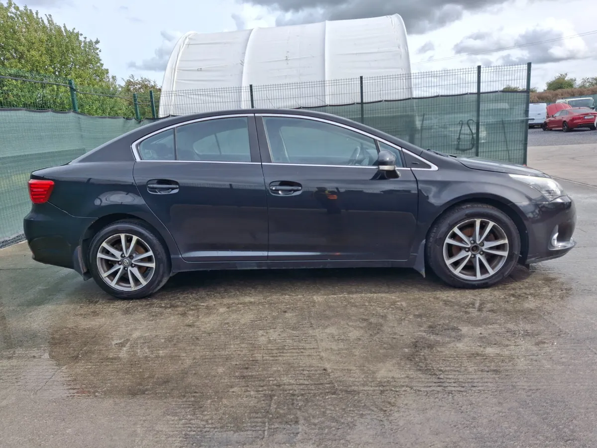 2013 Toyota Avensis 2.0 Diesel - Image 3