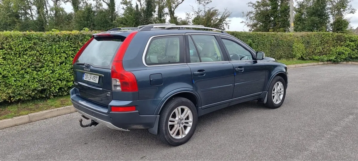 08 Volvo XC 90 SE LUX AUTO 4x4 - Image 4