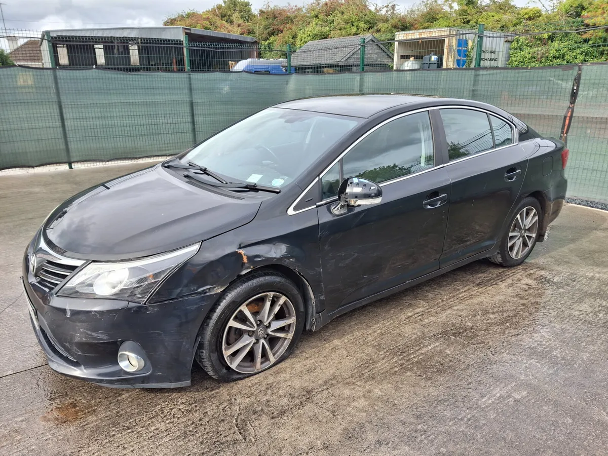 *2013 Toyota Avensis 2.0 Diesel - Image 3