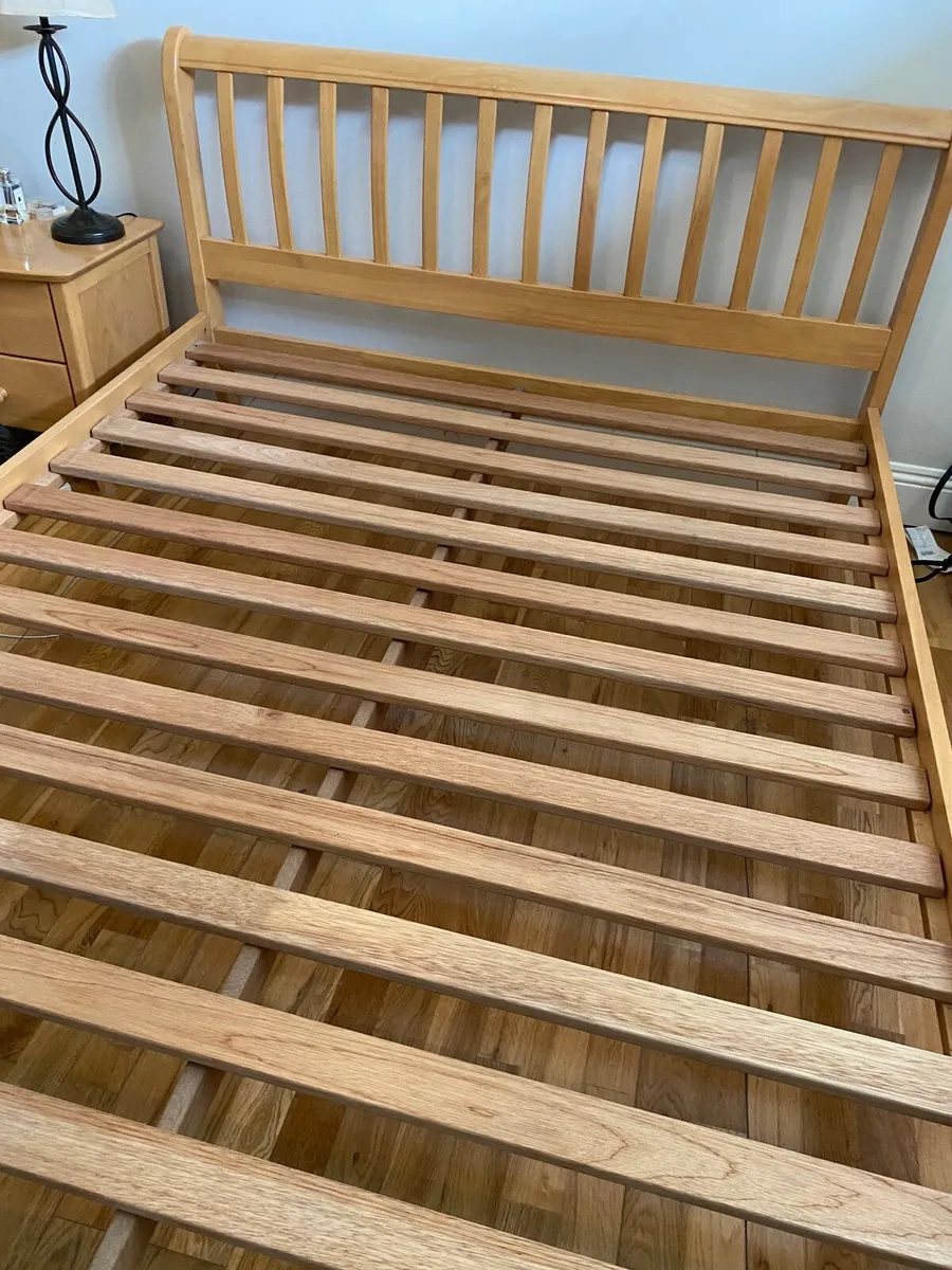 Oak king size bed - Image 3