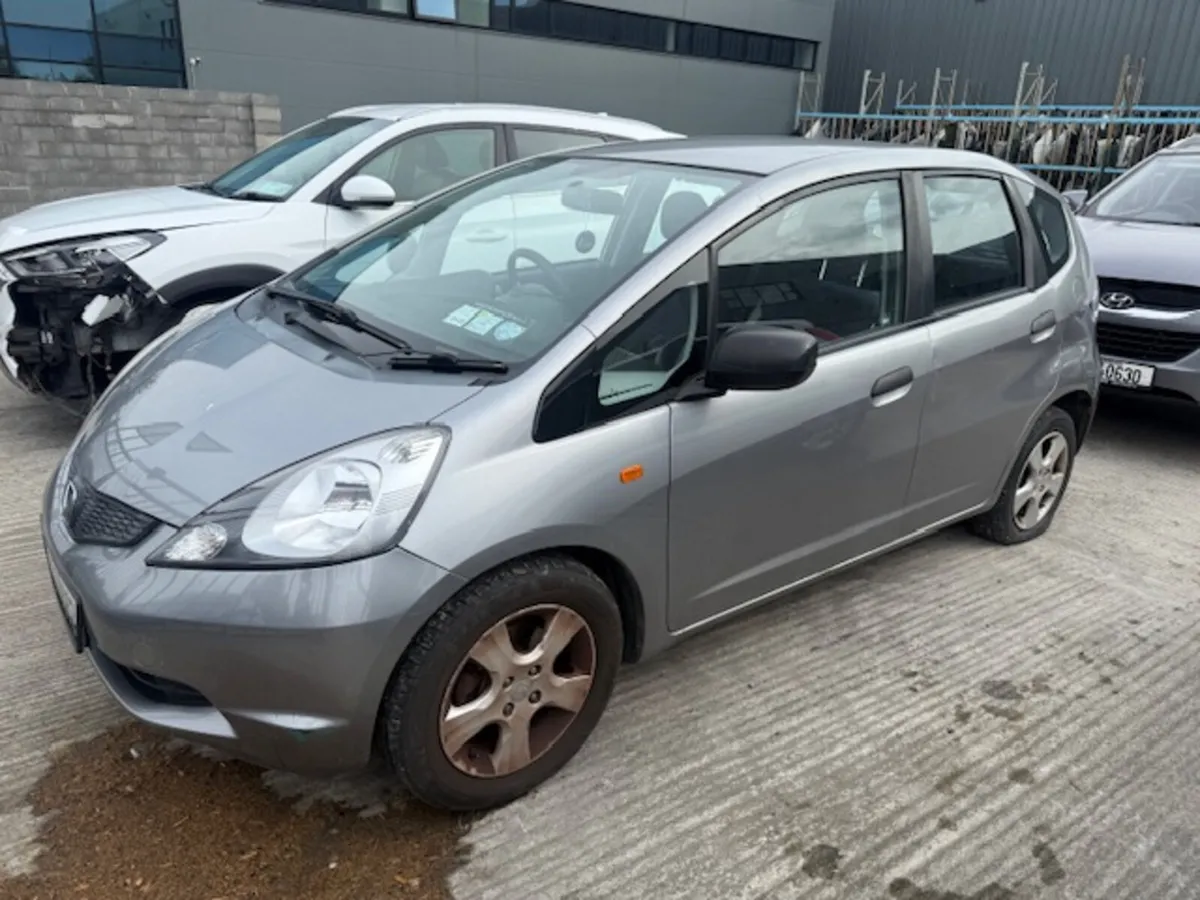 2010 HONDA JAZZ - Image 2