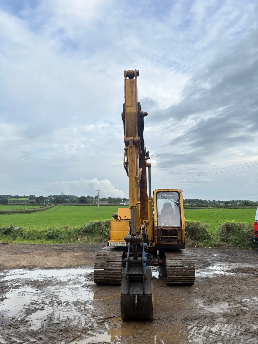 1986 Mitsubishi MS100 10 ton digger excavator - Image 4