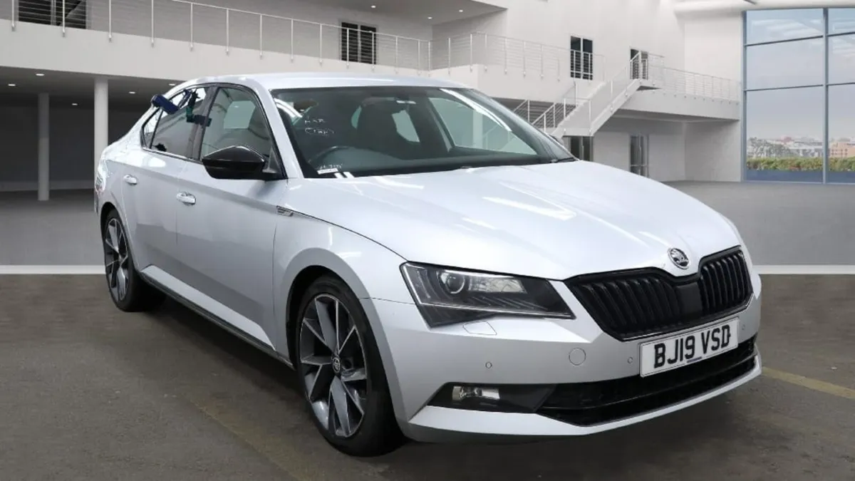 Skoda Superb 2019 - Finance approval in 1 hour - Image 1
