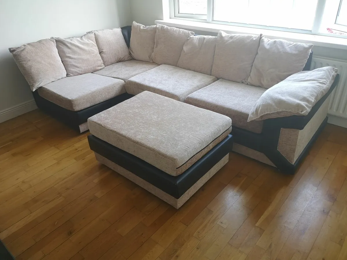 Couch - Image 1