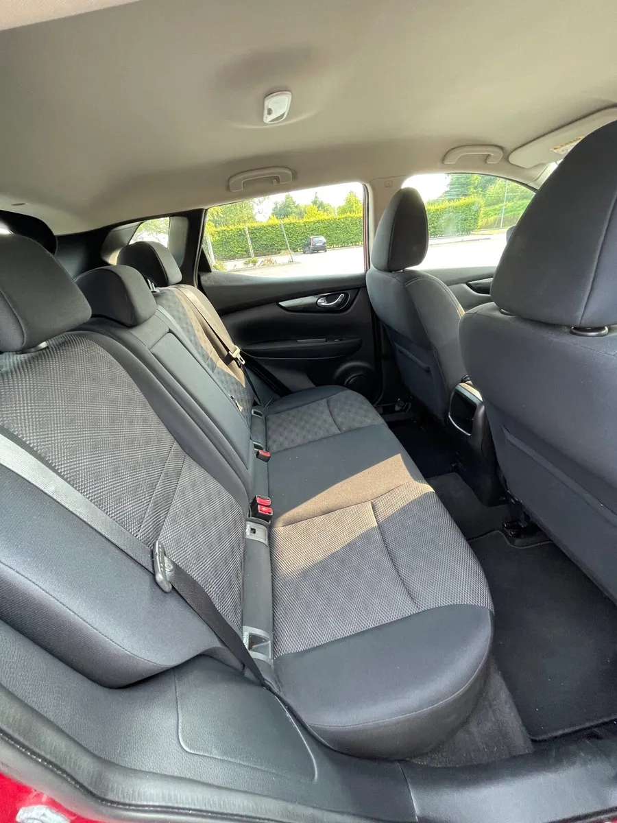 Nissan Qashqai 2015 - Image 3