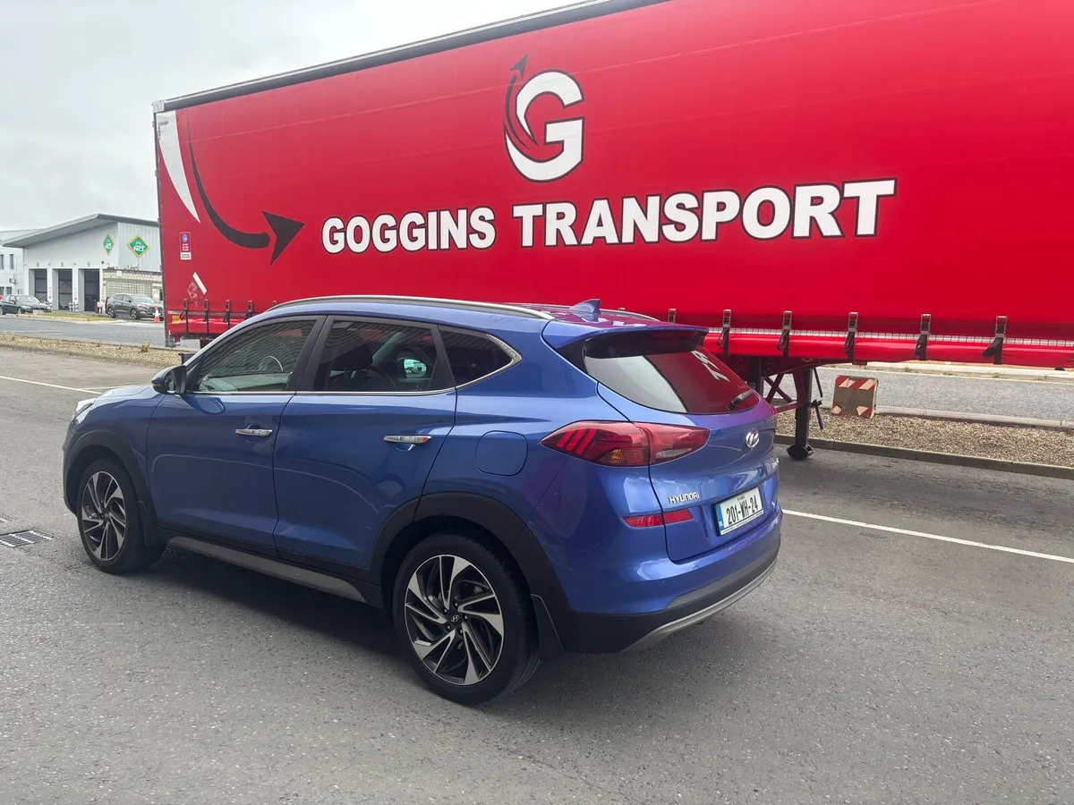 201 Hyundai Tucson - Image 3