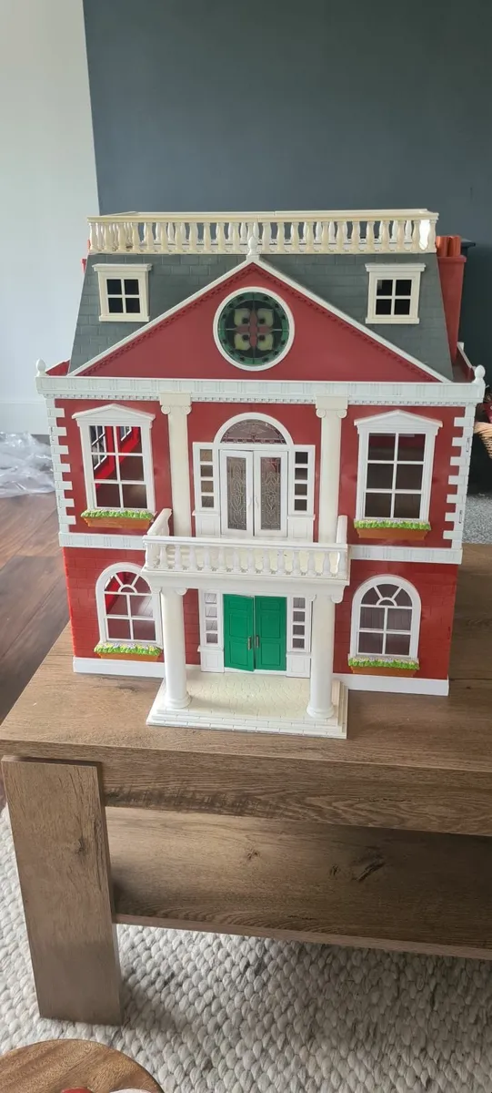 Sylvanian Grand Hotel - Image 1
