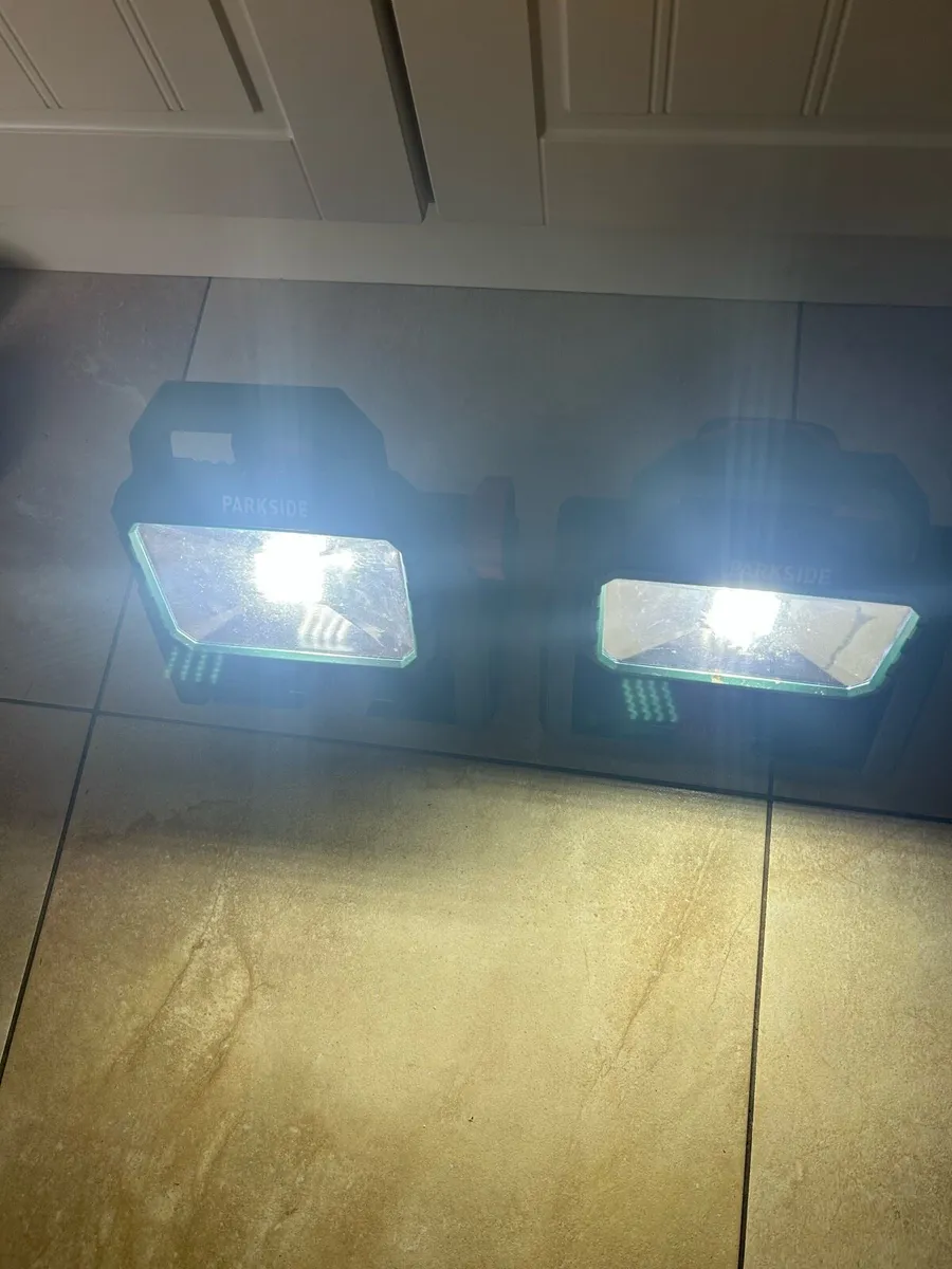 Parkside LED Rechargeable Lights x 2 - Image 2