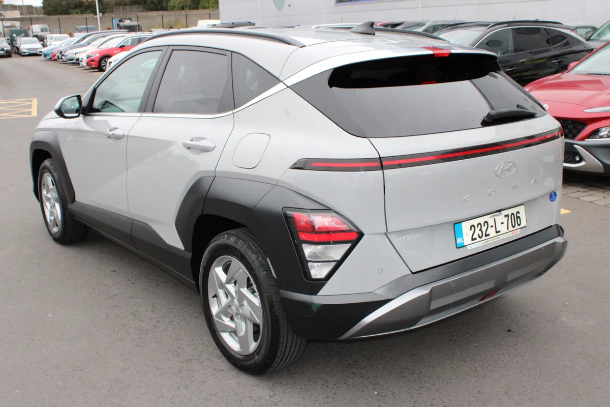 Hyundai KONA 2023 - Image 3