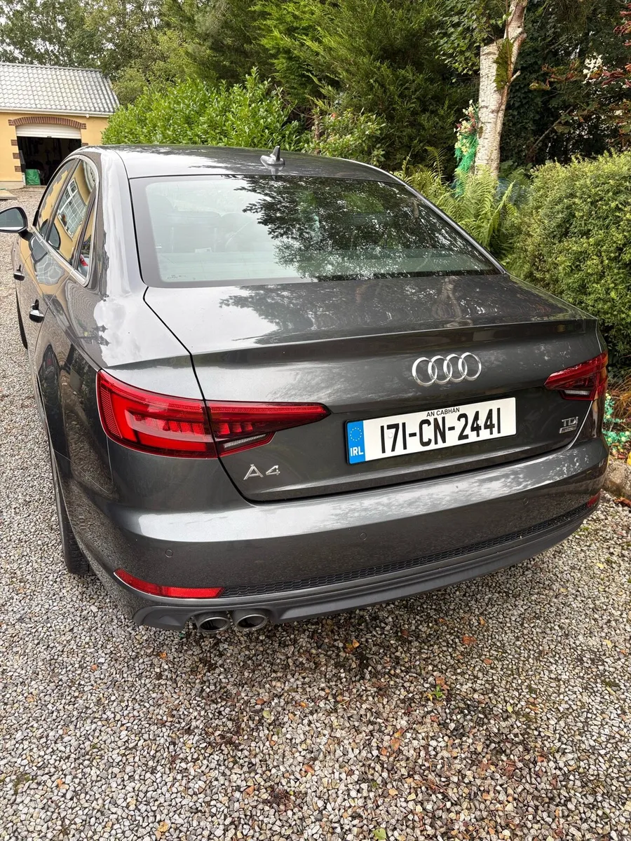Audi A4 2017 - Image 2
