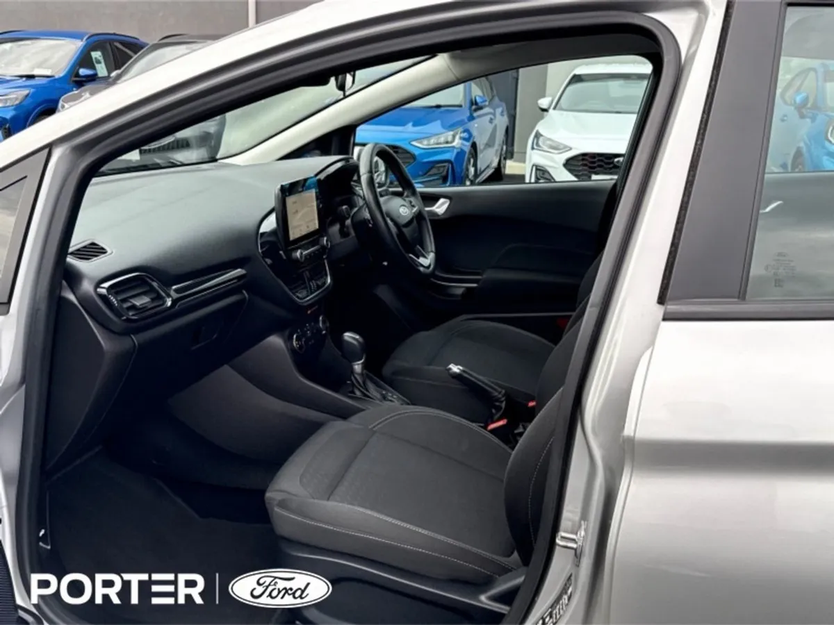 Ford Fiesta  auto  Titanium 1.0t 100 PS - Image 4