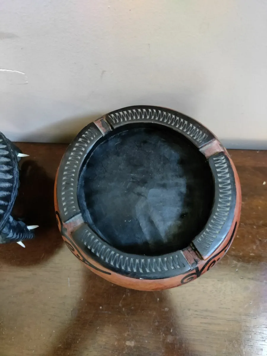 2 African Decor Ash trays - Image 4