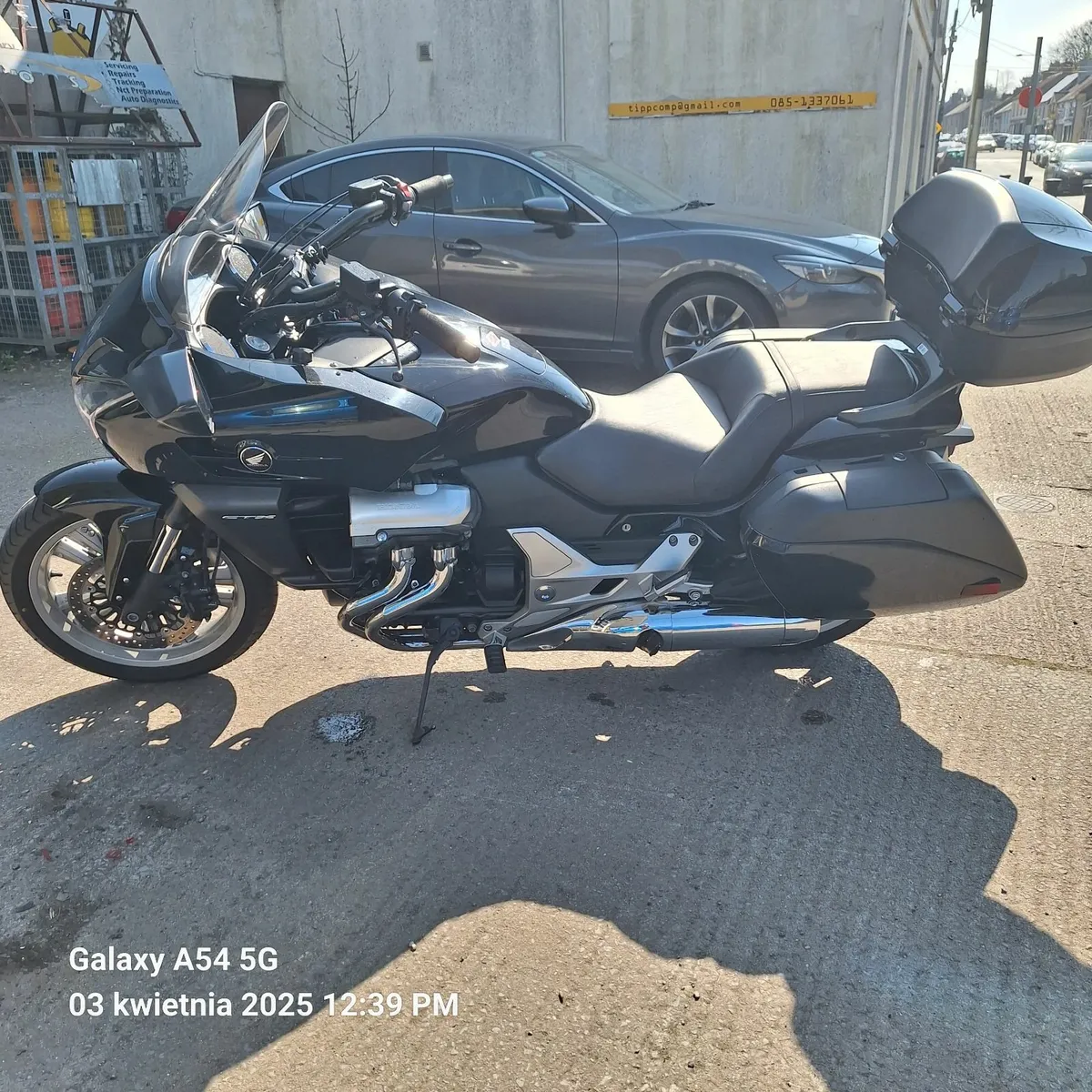 Honda ctx1300 2015 first owner 9800mls - Image 2