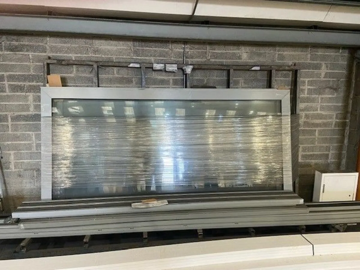 Aluminium 3 Pane patio slider