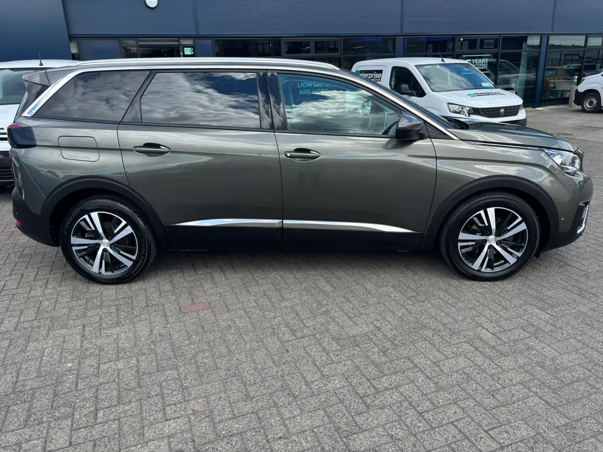 2019 Peugeot 5008 Allure 1.5 diesel - Image 3