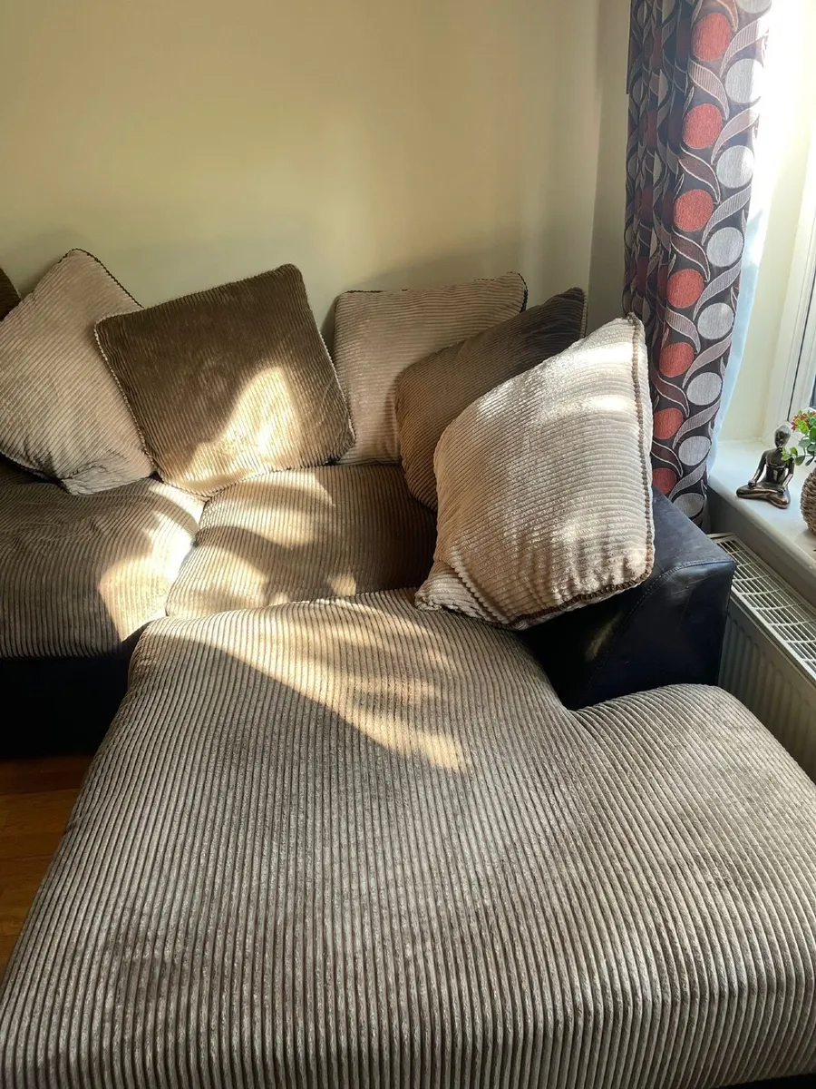 Corner Couch - Image 3