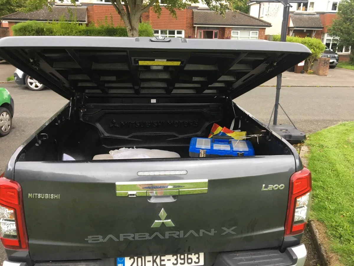 Mitsubishi conopy - Image 1