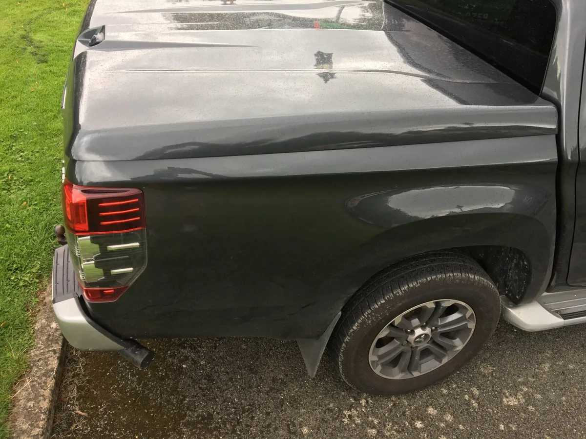 Mitsubishi conopy - Image 3