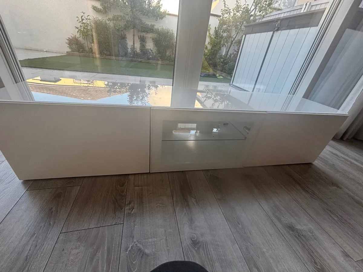 Besta TV Media Bench - High Gloss Glass topped - Image 4