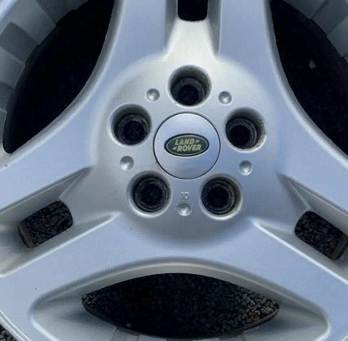 Land Rover caps, take your pick. FREE POST - Image 3
