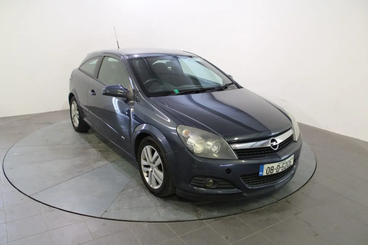 Opel Astra 1.4 16V SXI - Image 1
