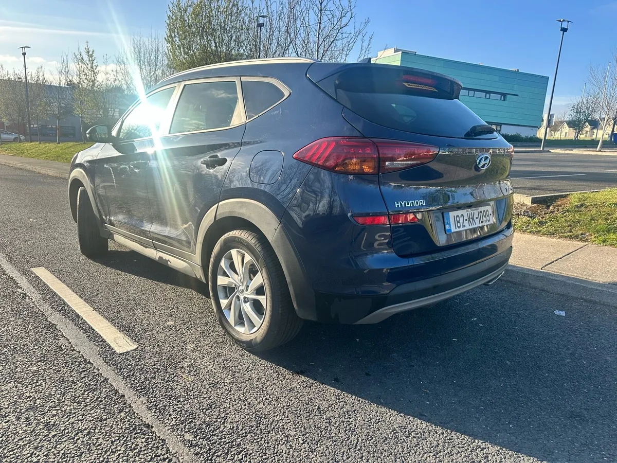 Hyundai Tucson €14850 2019 model Low klms - Image 4