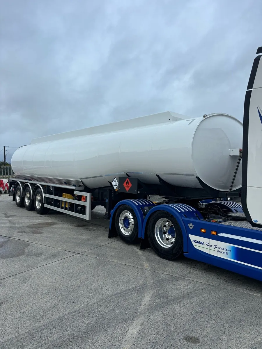 Like New GRW Bulk Tanker - Image 1