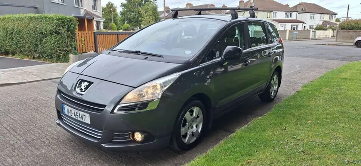 2011 Peugeot 5008 - Image 2