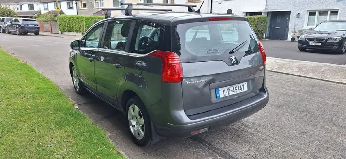2011 Peugeot 5008 - Image 3