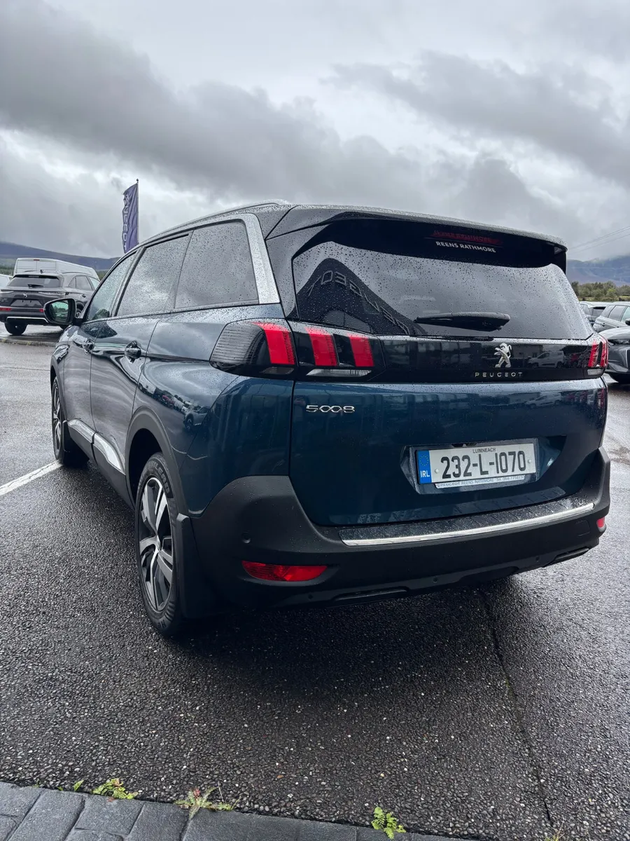 Peugeot 5008 2023 - Image 4