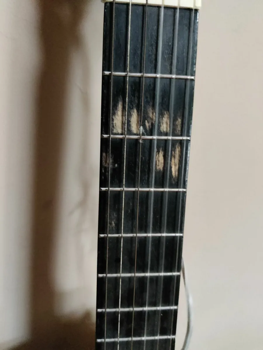 Guitar - Image 3