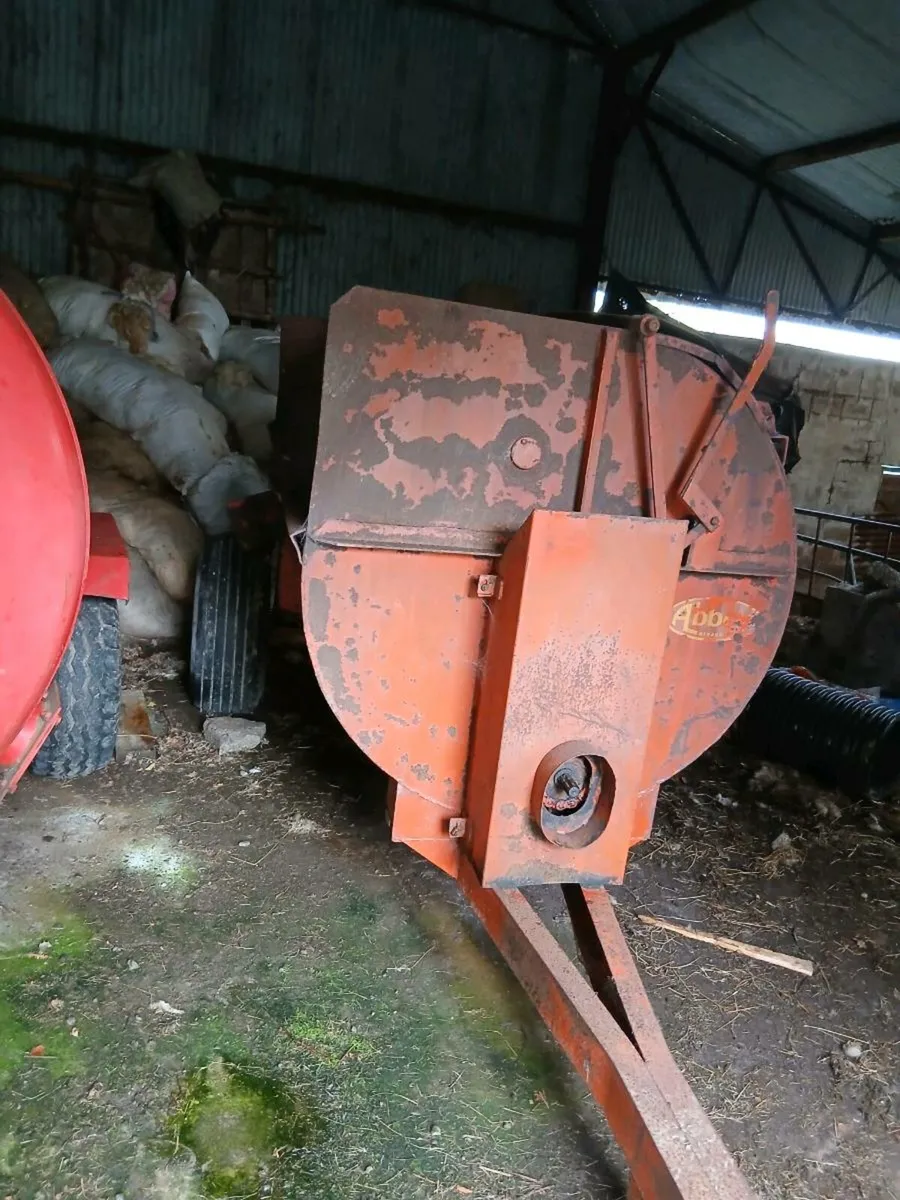 Abbey dung spreader - Image 2