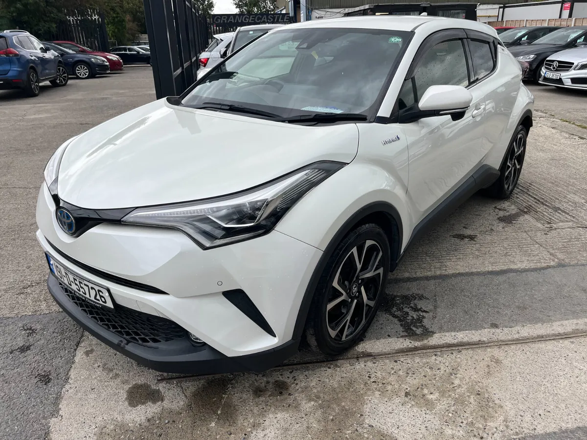 TOYOTA C-HR 2019, 1.8 HYBRID AUTO LOW KM HIGH SPEC - Image 3