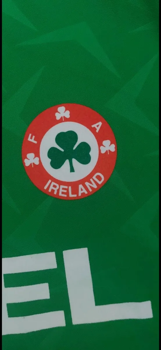 Ireland 1990 Home Jersey - Image 4