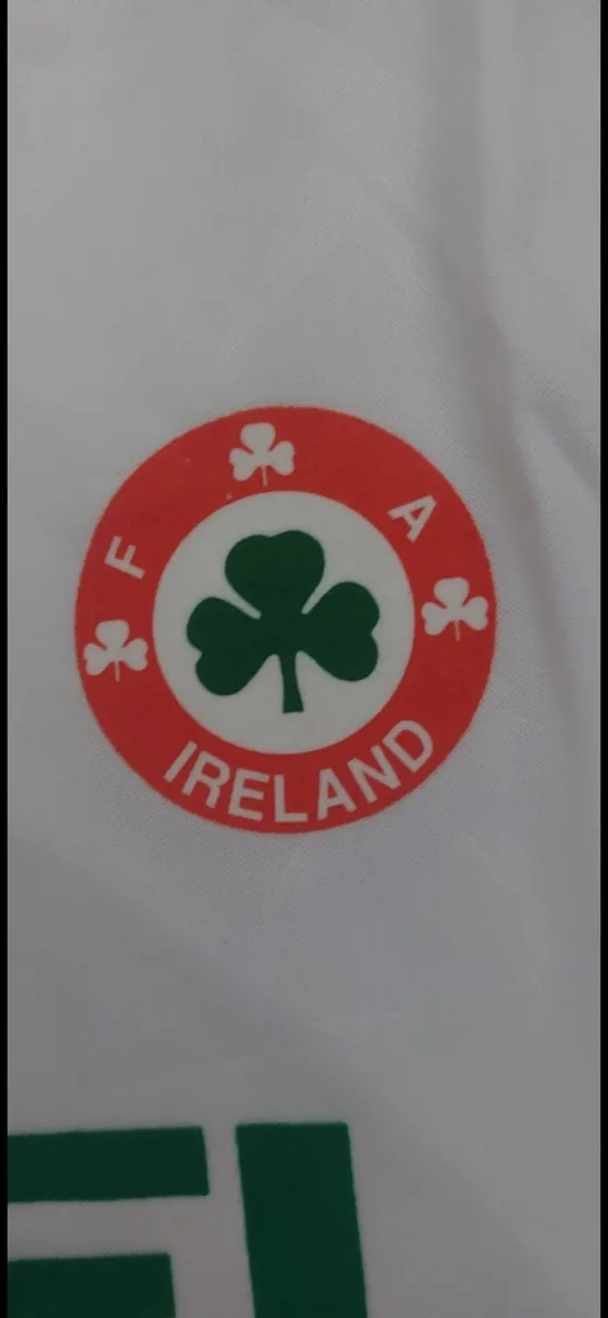 Ireland 1990 Away Jersey - Image 4
